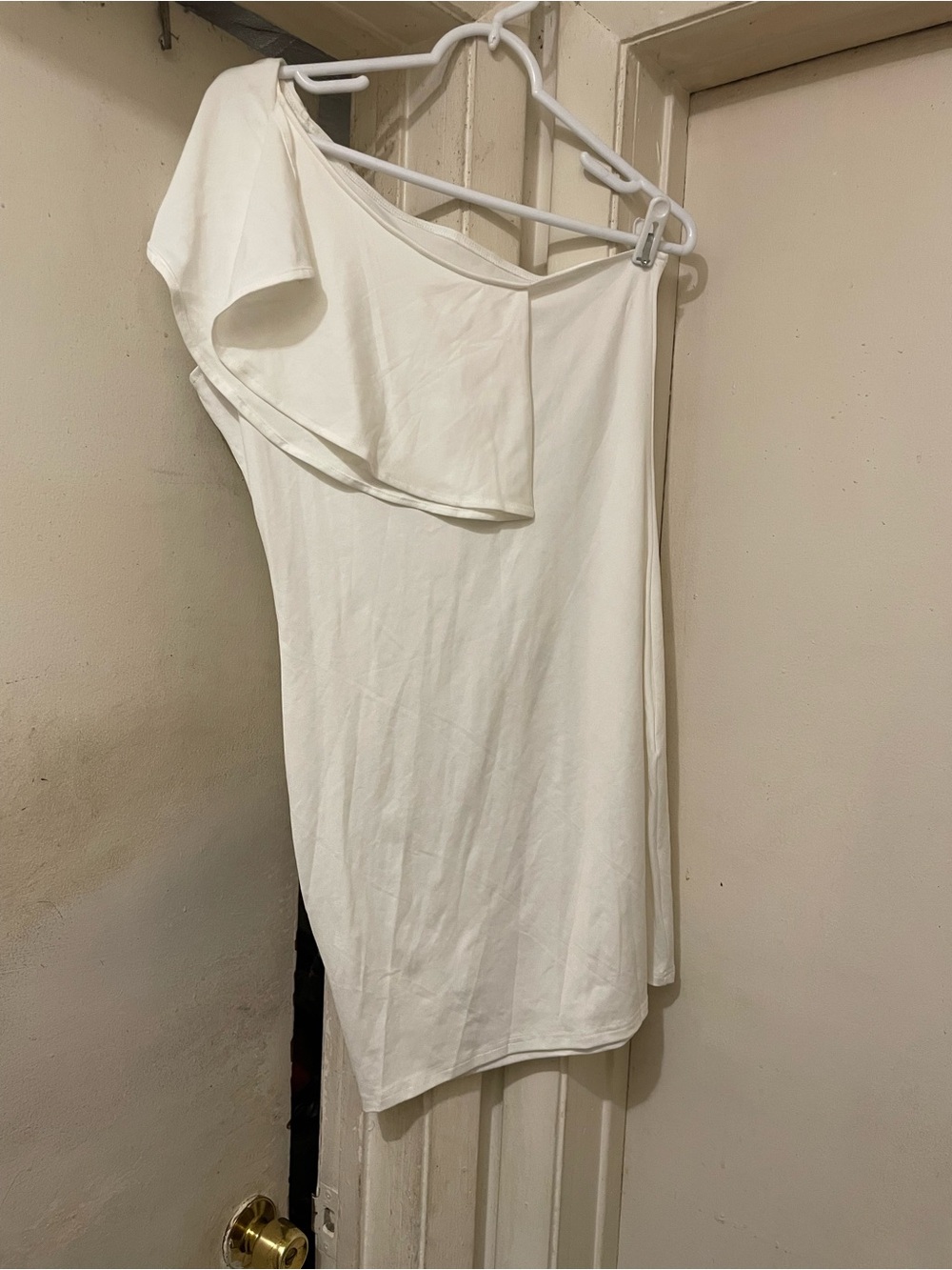 White One-Shoulder Ruffle Cocktail Dress Size Medium